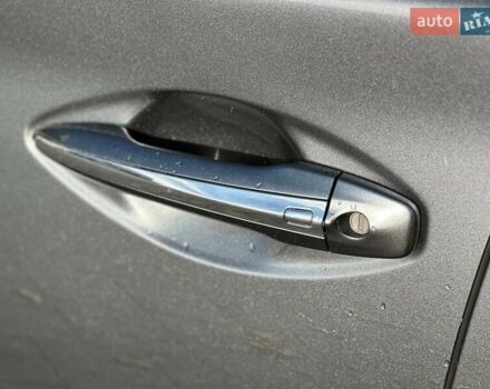 Серый Инфинити Q50, объемом двигателя 3 л и пробегом 74 тыс. км за 15900 $, фото 9 на Automoto.ua