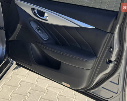 Серый Инфинити Q50, объемом двигателя 3 л и пробегом 24 тыс. км за 20000 $, фото 37 на Automoto.ua