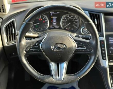 Серый Инфинити Q50, объемом двигателя 3 л и пробегом 74 тыс. км за 15900 $, фото 16 на Automoto.ua