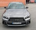 Серый Инфинити Q50, объемом двигателя 3 л и пробегом 52 тыс. км за 15999 $, фото 1 на Automoto.ua