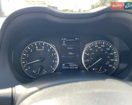 Серый Инфинити Q50, объемом двигателя 3 л и пробегом 170 тыс. км за 24000 $, фото 21 на Automoto.ua