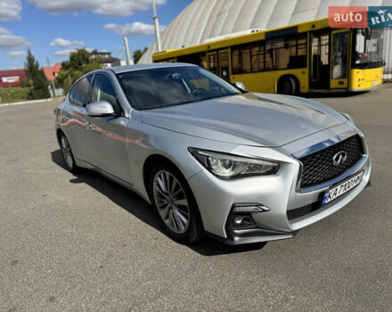 Серый Инфинити Q50, объемом двигателя 3 л и пробегом 93 тыс. км за 20000 $, фото 1 на Automoto.ua
