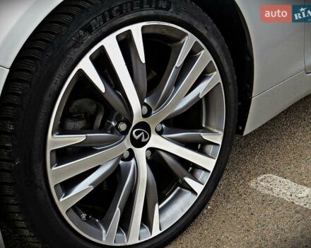 Сірий Інфініті Q50, об'ємом двигуна 3 л та пробігом 119 тис. км за 15800 $, фото 4 на Automoto.ua