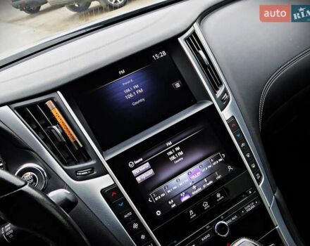 Сірий Інфініті Q50, об'ємом двигуна 3 л та пробігом 119 тис. км за 15800 $, фото 15 на Automoto.ua
