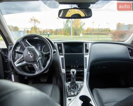 Серый Инфинити Q50, объемом двигателя 2.8 л и пробегом 47 тыс. км за 27000 $, фото 15 на Automoto.ua