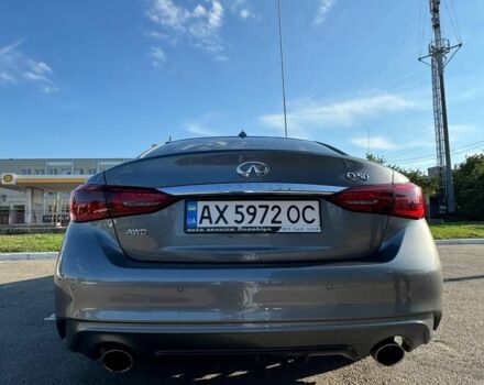 Серый Инфинити Q50, объемом двигателя 3 л и пробегом 57 тыс. км за 22900 $, фото 4 на Automoto.ua