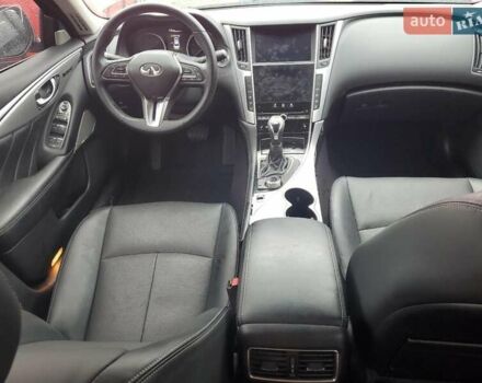 Серый Инфинити Q50, объемом двигателя 3 л и пробегом 33 тыс. км за 5000 $, фото 7 на Automoto.ua