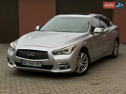 Сірий Інфініті Q50, об'ємом двигуна 3 л та пробігом 168 тис. км за 11000 $, фото 1 на Automoto.ua