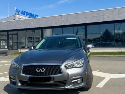 Серый Инфинити Q50, объемом двигателя 3 л и пробегом 85 тыс. км за 11000 $, фото 1 на Automoto.ua