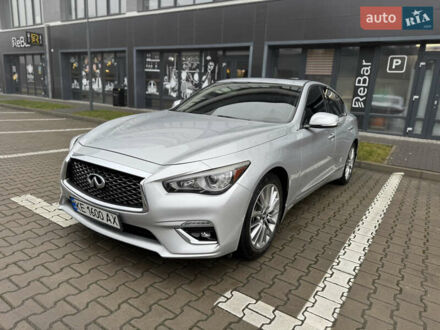 Сірий Інфініті Q50, об'ємом двигуна 3 л та пробігом 54 тис. км за 16900 $, фото 1 на Automoto.ua