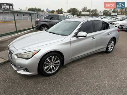 Серый Инфинити Q50, объемом двигателя 3 л и пробегом 132 тыс. км за 11990 $, фото 1 на Automoto.ua