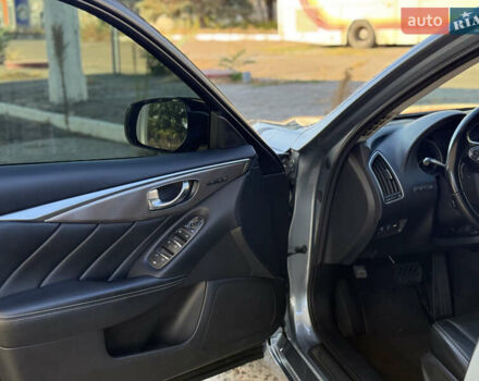 Синий Инфинити Q50, объемом двигателя 2.14 л и пробегом 171 тыс. км за 15500 $, фото 29 на Automoto.ua