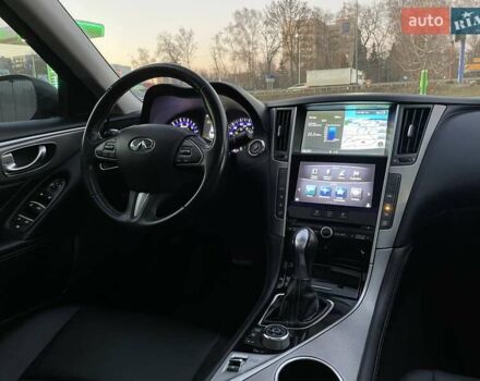 Синий Инфинити Q50, объемом двигателя 3.7 л и пробегом 155 тыс. км за 15499 $, фото 20 на Automoto.ua
