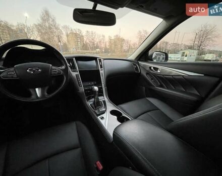 Синий Инфинити Q50, объемом двигателя 3.7 л и пробегом 155 тыс. км за 15499 $, фото 21 на Automoto.ua