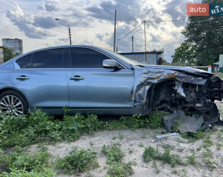 Синий Инфинити Q50, объемом двигателя 3 л и пробегом 129 тыс. км за 8300 $, фото 3 на Automoto.ua