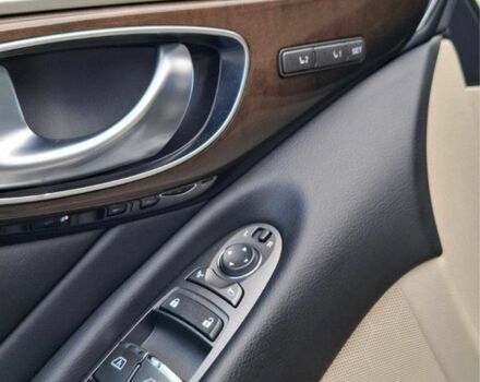 Синій Інфініті Q50, об'ємом двигуна 2 л та пробігом 27 тис. км за 25000 $, фото 5 на Automoto.ua