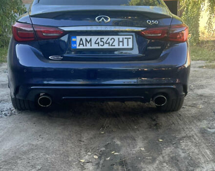 Синий Инфинити Q50, объемом двигателя 3 л и пробегом 60 тыс. км за 21999 $, фото 1 на Automoto.ua