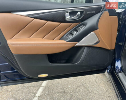 Синий Инфинити Q50, объемом двигателя 3 л и пробегом 60 тыс. км за 21999 $, фото 25 на Automoto.ua