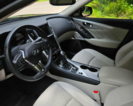 Синій Інфініті Q50, об'ємом двигуна 3 л та пробігом 18 тис. км за 24999 $, фото 17 на Automoto.ua