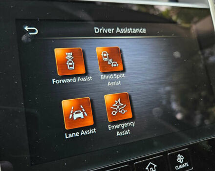 Синій Інфініті Q50, об'ємом двигуна 3 л та пробігом 18 тис. км за 24999 $, фото 12 на Automoto.ua