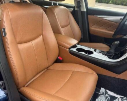 Синий Инфинити Q50, объемом двигателя 3 л и пробегом 26 тыс. км за 18900 $, фото 10 на Automoto.ua