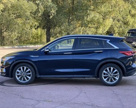 Синий Инфинити Q50, объемом двигателя 2 л и пробегом 99 тыс. км за 23000 $, фото 3 на Automoto.ua