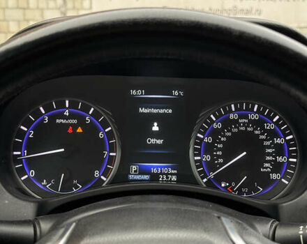 Білий Інфініті Q60, об'ємом двигуна 2 л та пробігом 163 тис. км за 17950 $, фото 23 на Automoto.ua