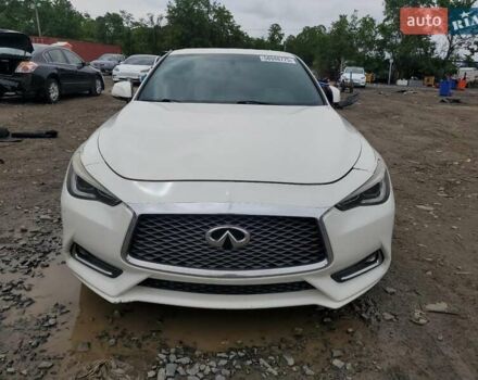 Белый Инфинити Q60, объемом двигателя 3 л и пробегом 83 тыс. км за 5000 $, фото 4 на Automoto.ua