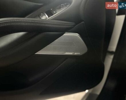 Белый Инфинити Q60, объемом двигателя 3 л и пробегом 69 тыс. км за 20100 $, фото 10 на Automoto.ua