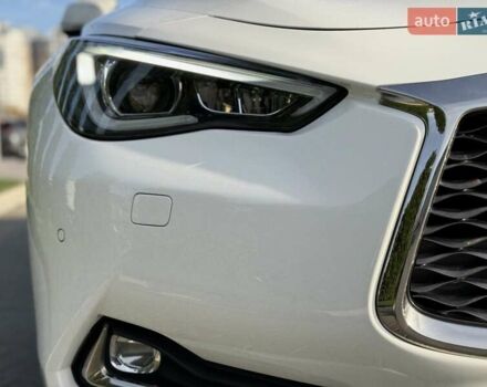 Білий Інфініті Q60, об'ємом двигуна 3 л та пробігом 85 тис. км за 24500 $, фото 31 на Automoto.ua