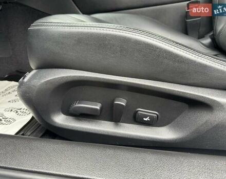 Белый Инфинити Q60, объемом двигателя 3 л и пробегом 85 тыс. км за 27500 $, фото 59 на Automoto.ua