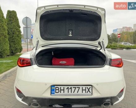 Белый Инфинити Q60, объемом двигателя 3 л и пробегом 85 тыс. км за 27500 $, фото 67 на Automoto.ua