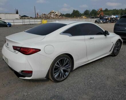 Белый Инфинити Q60, объемом двигателя 2 л и пробегом 210 тыс. км за 10700 $, фото 1 на Automoto.ua