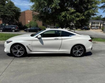 Белый Инфинити Q60, объемом двигателя 2 л и пробегом 68 тыс. км за 4900 $, фото 3 на Automoto.ua