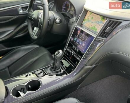 Білий Інфініті Q60, об'ємом двигуна 3 л та пробігом 85 тис. км за 24500 $, фото 15 на Automoto.ua