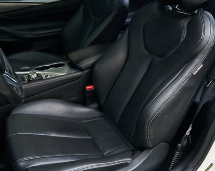 Белый Инфинити Q60, объемом двигателя 3 л и пробегом 95 тыс. км за 22900 $, фото 24 на Automoto.ua