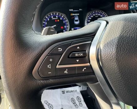 Білий Інфініті Q60, об'ємом двигуна 3 л та пробігом 85 тис. км за 24500 $, фото 79 на Automoto.ua