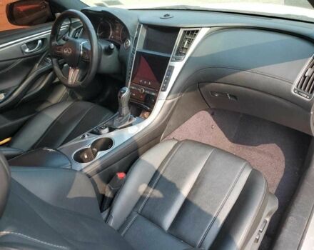 Белый Инфинити Q60, объемом двигателя 2 л и пробегом 210 тыс. км за 10700 $, фото 5 на Automoto.ua