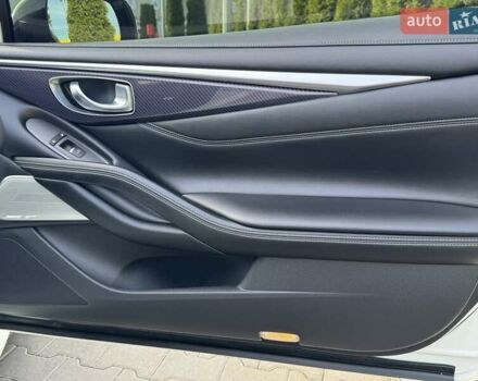 Белый Инфинити Q60, объемом двигателя 3 л и пробегом 85 тыс. км за 26500 $, фото 101 на Automoto.ua