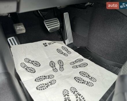 Белый Инфинити Q60, объемом двигателя 3 л и пробегом 85 тыс. км за 27500 $, фото 58 на Automoto.ua