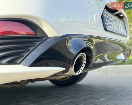 Білий Інфініті Q60, об'ємом двигуна 3 л та пробігом 85 тис. км за 24500 $, фото 52 на Automoto.ua