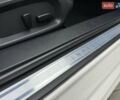 Белый Инфинити Q60, объемом двигателя 3 л и пробегом 85 тыс. км за 27500 $, фото 77 на Automoto.ua