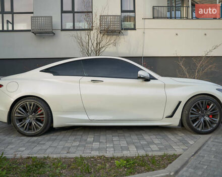 Белый Инфинити Q60, объемом двигателя 3 л и пробегом 95 тыс. км за 22900 $, фото 5 на Automoto.ua