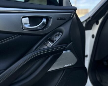 Білий Інфініті Q60, об'ємом двигуна 3 л та пробігом 105 тис. км за 22400 $, фото 12 на Automoto.ua