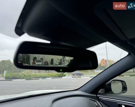 Белый Инфинити Q60, объемом двигателя 3 л и пробегом 85 тыс. км за 27500 $, фото 81 на Automoto.ua