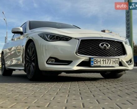 Белый Инфинити Q60, объемом двигателя 3 л и пробегом 85 тыс. км за 26500 $, фото 3 на Automoto.ua
