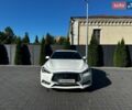 Белый Инфинити Q60, объемом двигателя 3 л и пробегом 122 тыс. км за 22000 $, фото 1 на Automoto.ua