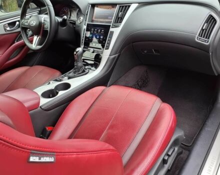 Білий Інфініті Q60, об'ємом двигуна 3 л та пробігом 46 тис. км за 11700 $, фото 6 на Automoto.ua