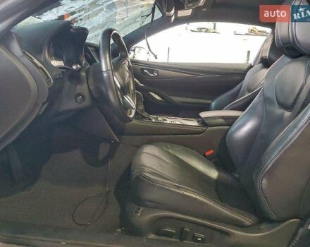 Белый Инфинити Q60, объемом двигателя 3 л и пробегом 99 тыс. км за 5000 $, фото 6 на Automoto.ua