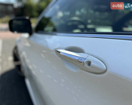 Белый Инфинити Q60, объемом двигателя 3 л и пробегом 60 тыс. км за 25500 $, фото 13 на Automoto.ua